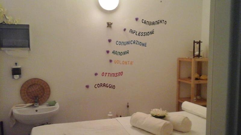 Hotel Baia Imperiale Spiaggia di Cavoli ภายนอก รูปภาพ